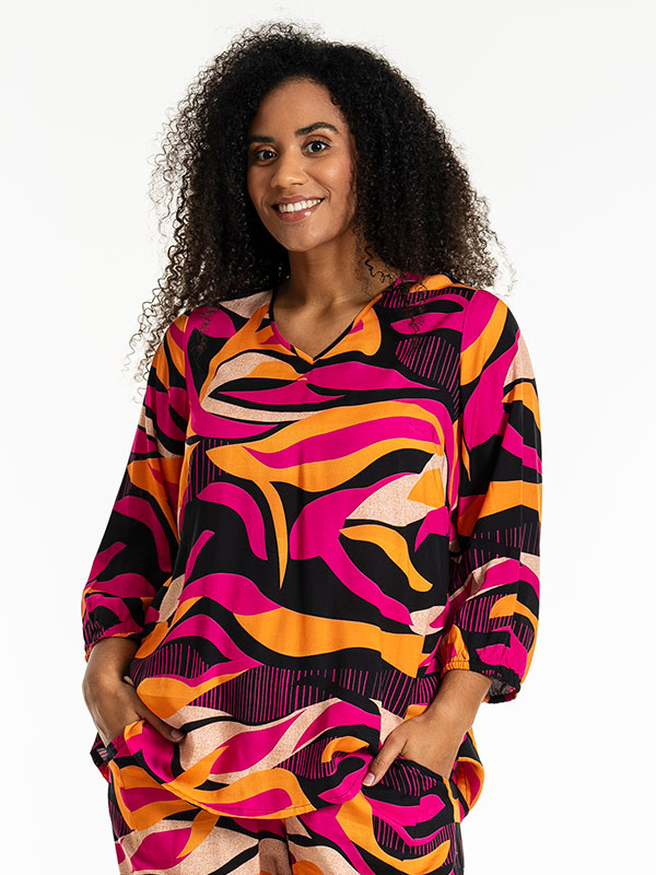 EMMY - Plus Size Pusero fra Studio