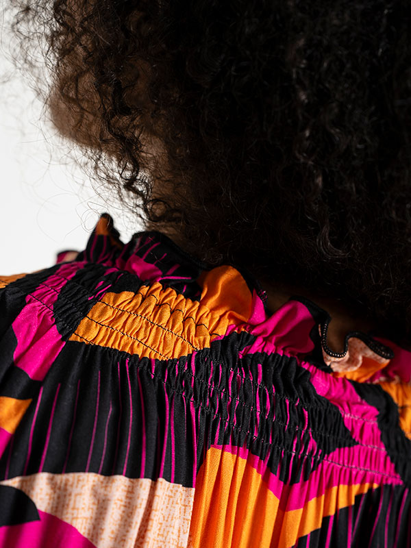 JEANETT - Plus Size Mekko fra Studio