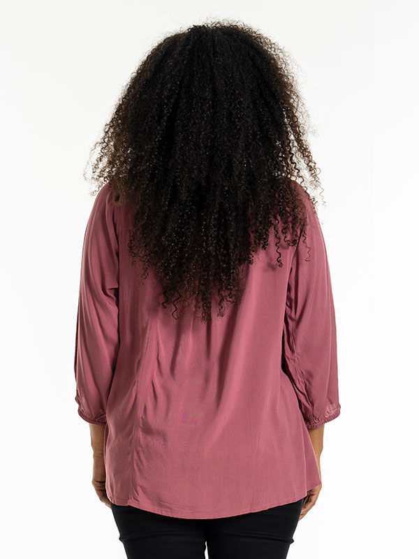 EMMY - Plus Size Pusero fra Studio