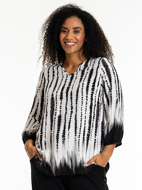 EMMY - Plus Size Pusero fra Studio