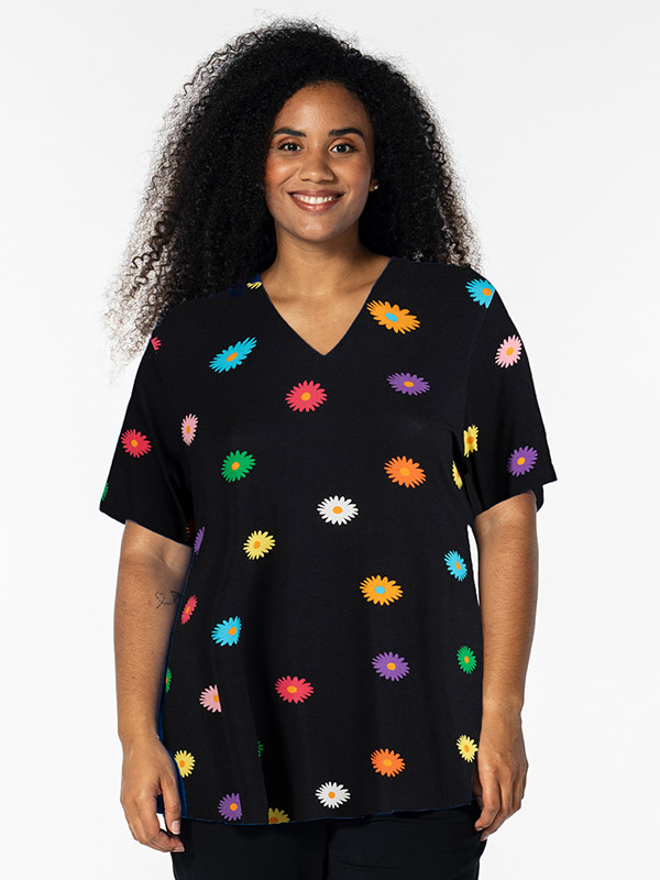 BONNA - Plus Size T-paita fra Studio