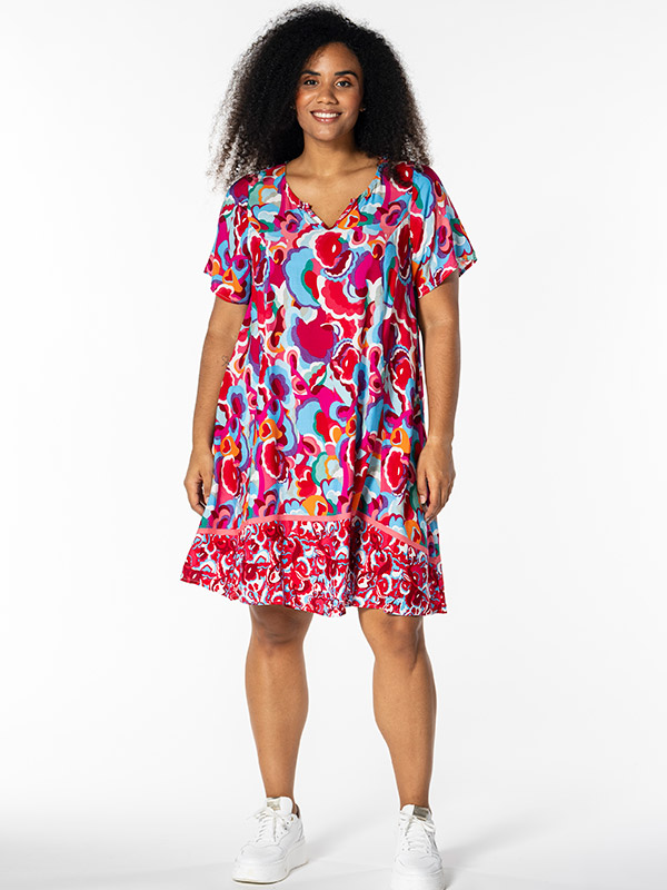 BIRGITTE - Plus Size Mekko fra Studio