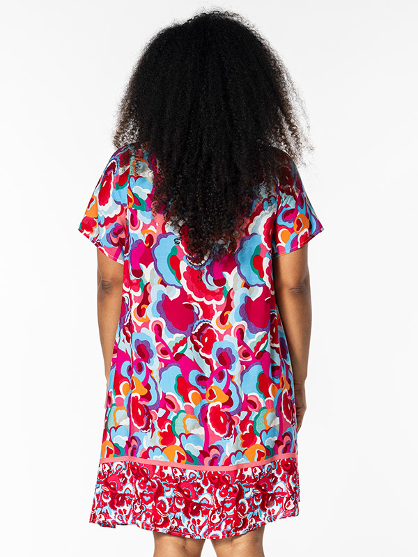 BIRGITTE - Plus Size Mekko fra Studio