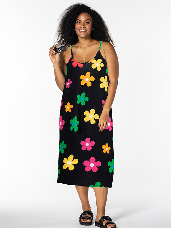 KITTIE - Plus Size Mekko fra Studio