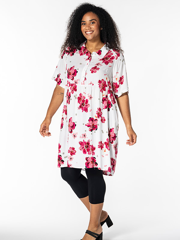 LISE - Plus Size Mekko fra Studio