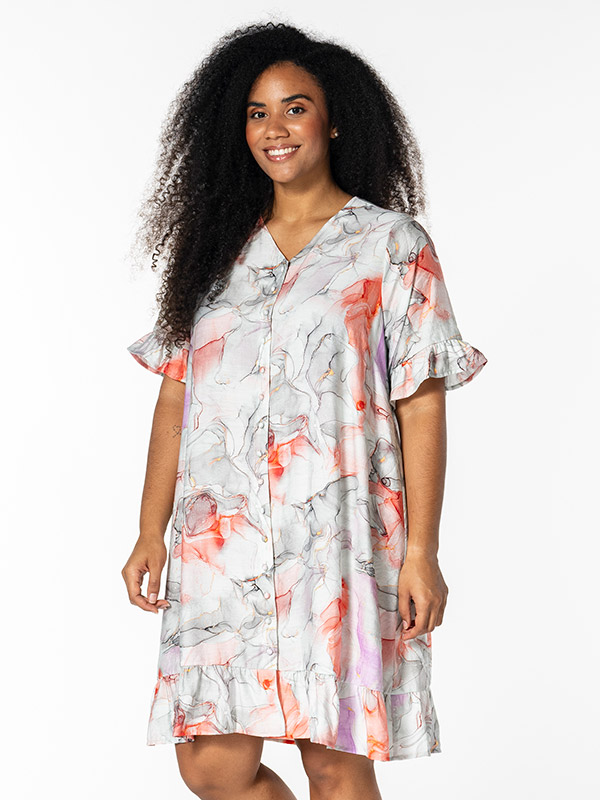SIGNE - Plus Size Mekko fra Studio