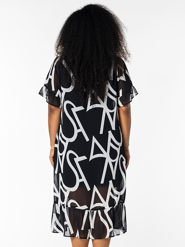 KARIN - Plus Size Mekko fra Studio