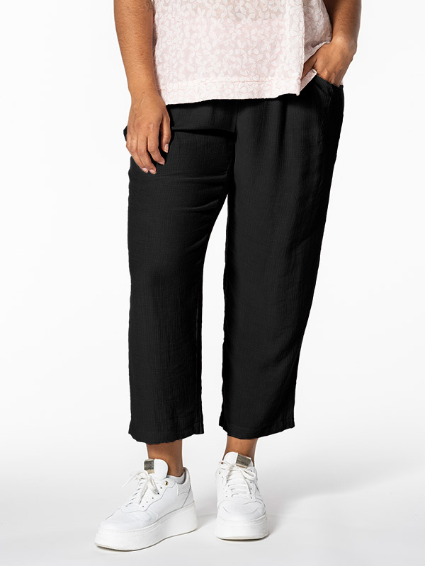 DANITA - Plus Size Housut fra Studio