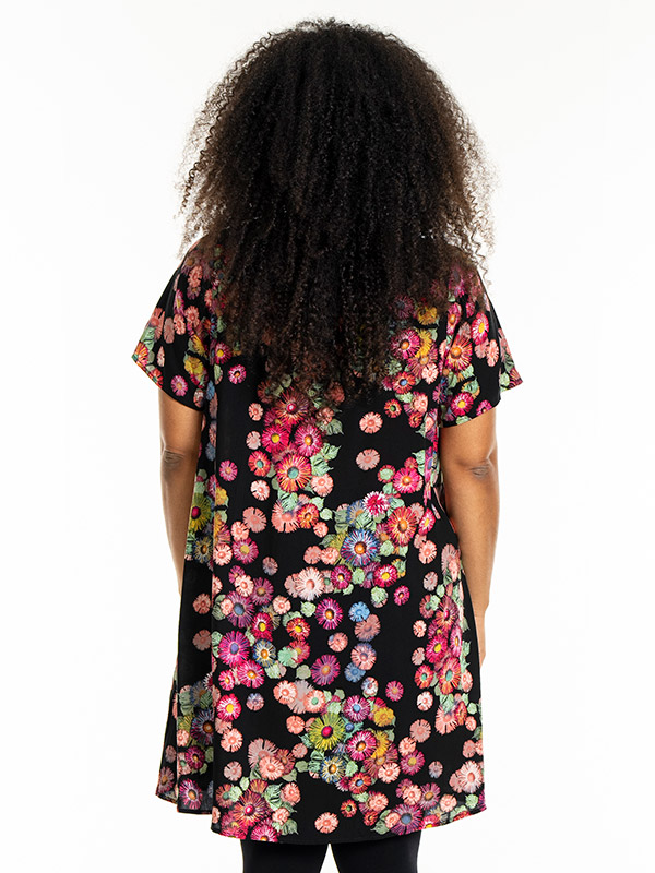 BIRGITTE - Plus Size Mekko fra Studio