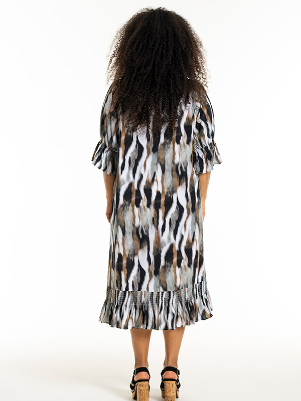 GENA - Plus Size Mekko fra Studio