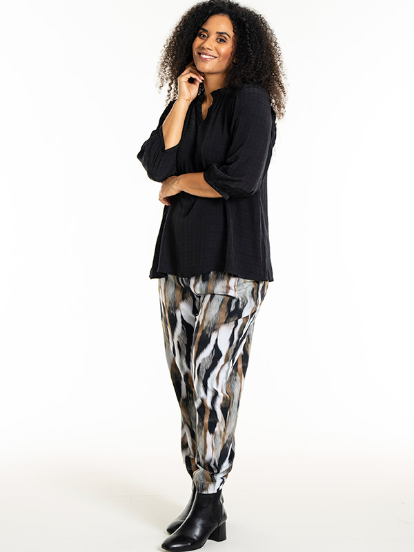 CHRISTINE - Plus Size Housut fra Studio