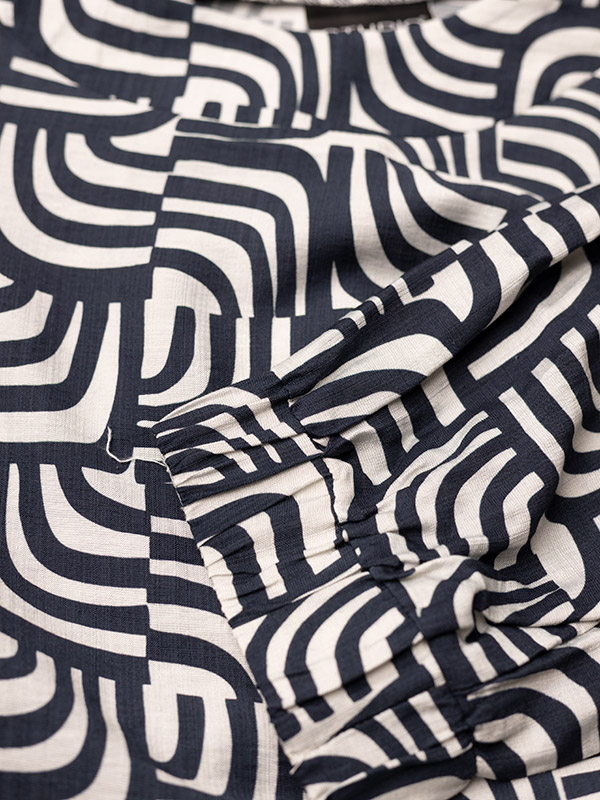 LONETTA - Plus Size Mekko fra Studio