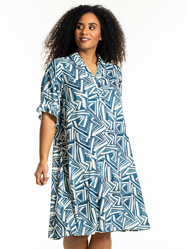 GUNDA - Plus Size Mekko fra Studio