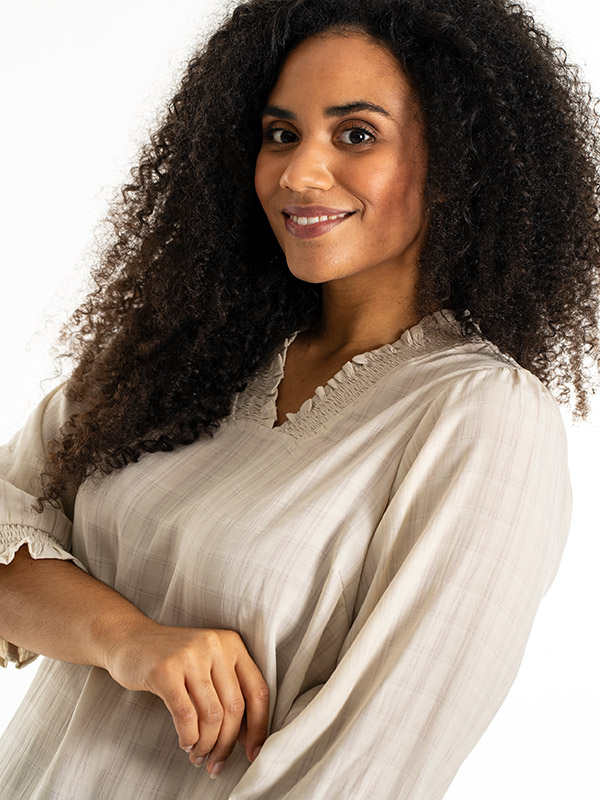 FEODORA - Plus Size Pusero fra Studio