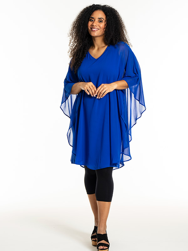 LEONORA - Plus Size Mekko fra Studio