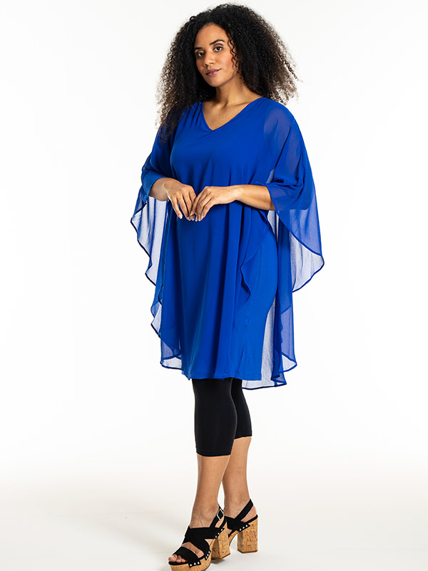 LEONORA - Plus Size Mekko fra Studio