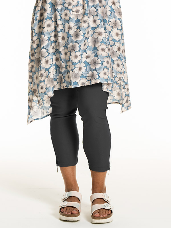 LENA - Plus Size Housut fra Studio