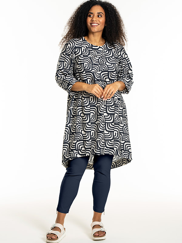 LENA - Plus Size Housut fra Studio