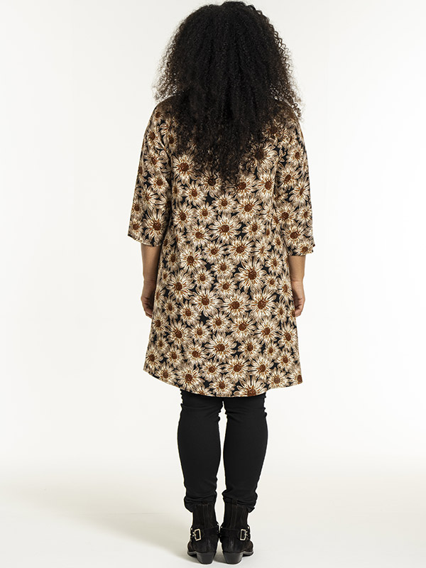 BIRGITTE - Plus Size Mekko fra Studio