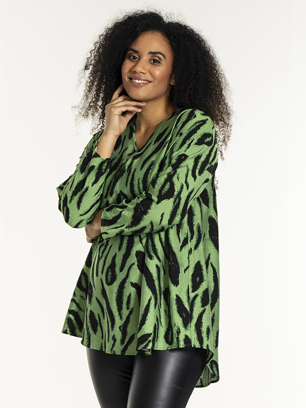 BERIT - Plus Size Pusero fra Studio
