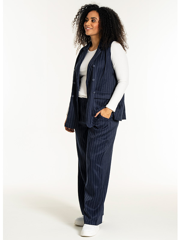 NIRA - Plus Size Housut fra Studio