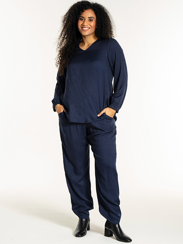 NALANI - Plus Size Pusero fra Studio