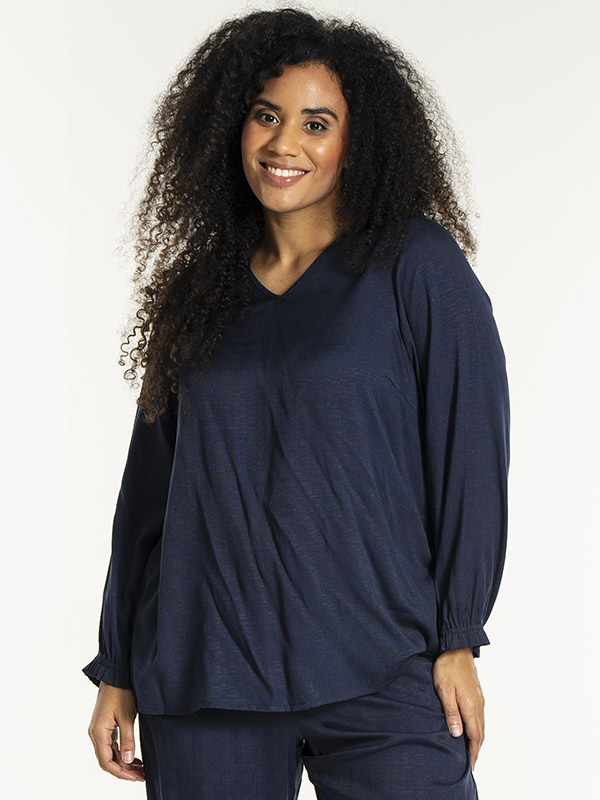 NALANI - Plus Size Pusero fra Studio