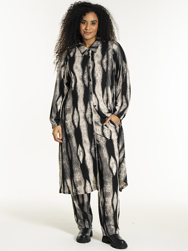 NORLINA - Plus Size Mekko fra Studio