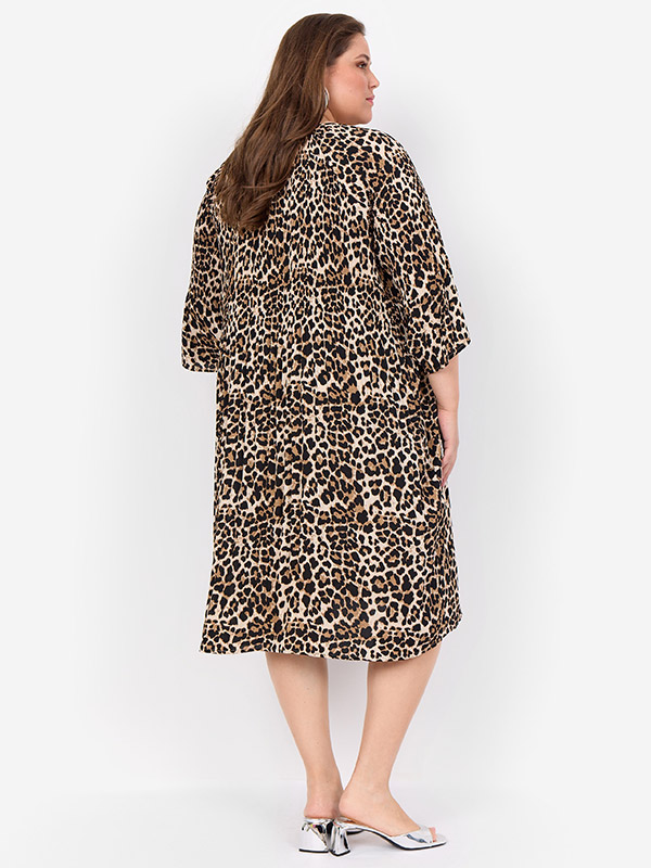 WA-VANJA - Plus Size Mekko fra Wasabi Concept