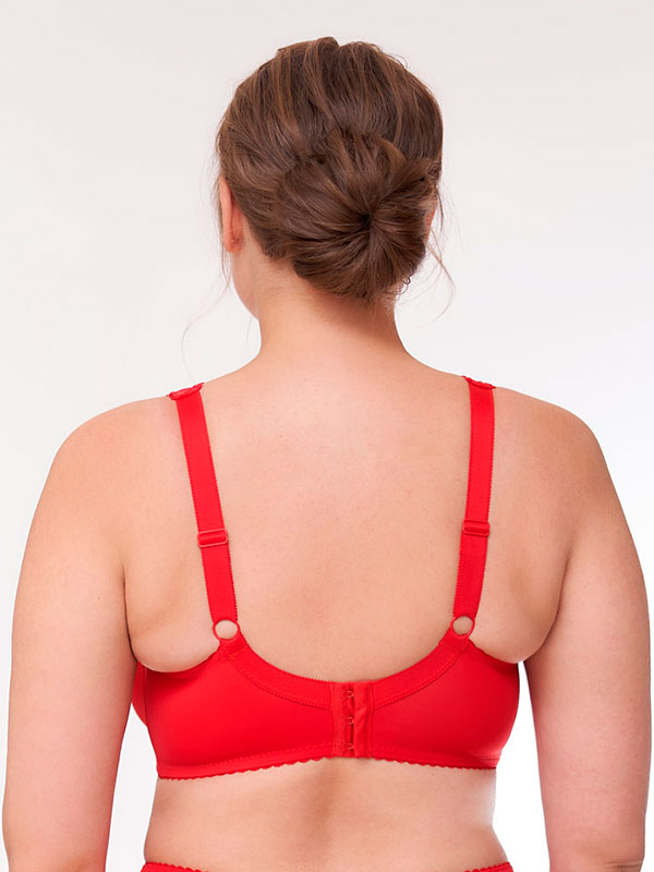 BEATE PLAIN - Plus Size Kaaret liivit fra Plaisir