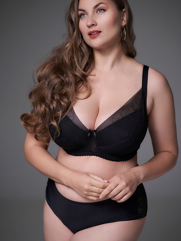 LISA VATTERET PUSH UP - Plus Size Kaaret liivit fra Plaisir