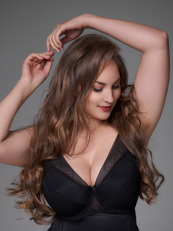 LISA VATTERET PUSH UP - Plus Size Kaaret liivit fra Plaisir