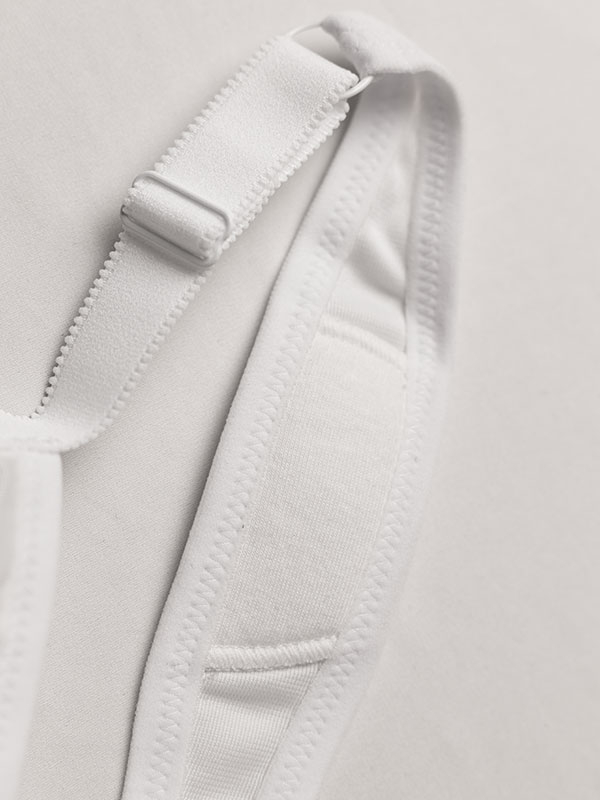 ELLIE  - Plus Size Ilman kaaria liivit fra Plaisir