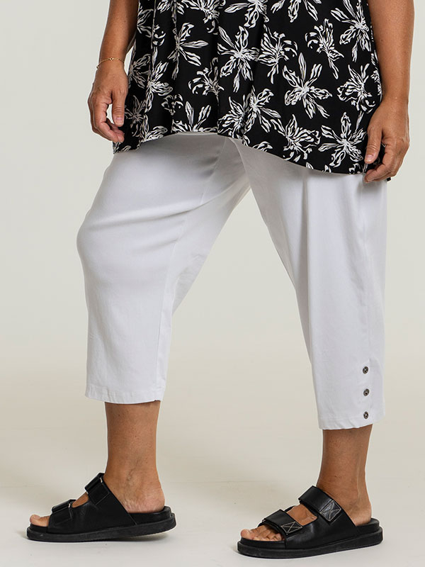 CLARA  - Plus Size Housut fra Gozzip