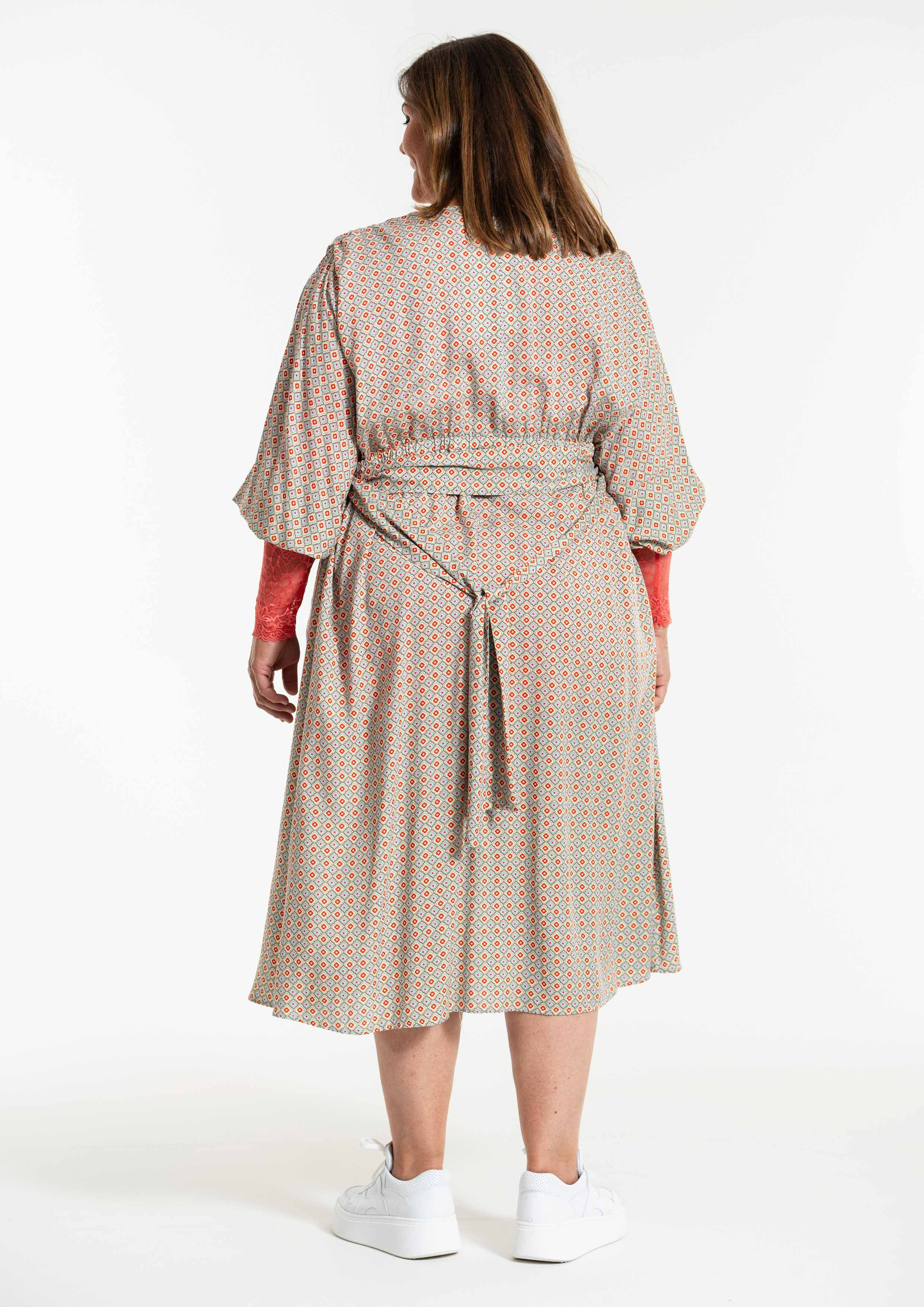 BRIGITT - Plus Size Mekko fra Gozzip