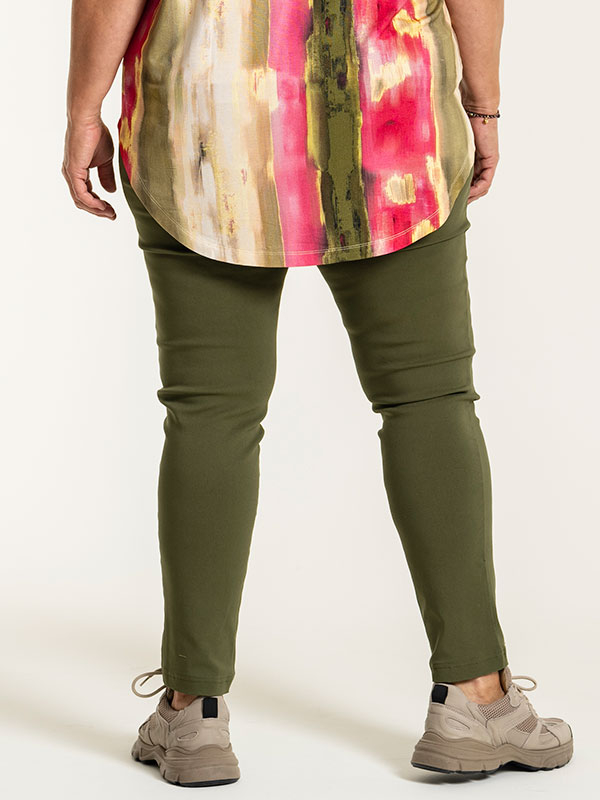 CLARA - Plus Size Housut fra Gozzip
