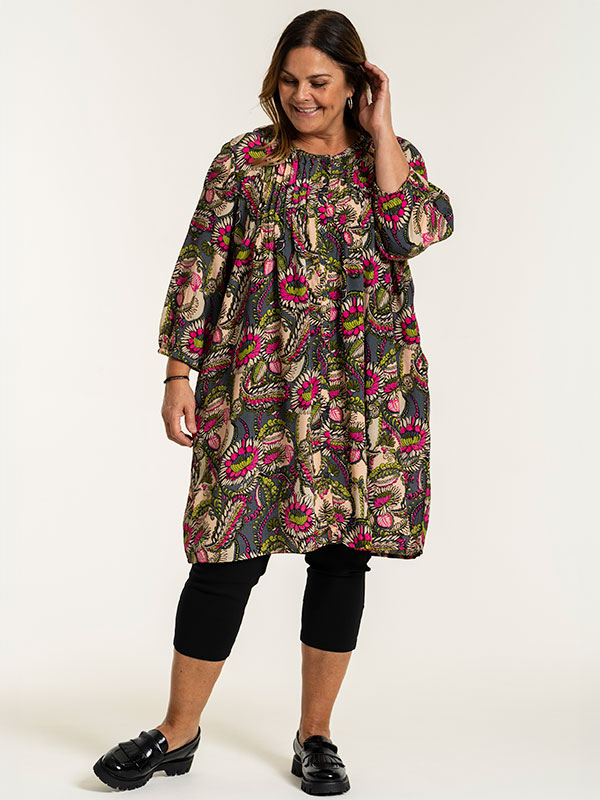 CLARA  - Plus Size Leggingsit fra Gozzip