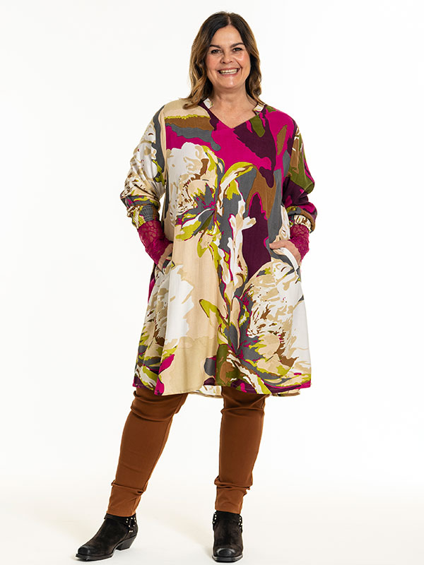 CLARA - Plus Size Housut fra Gozzip