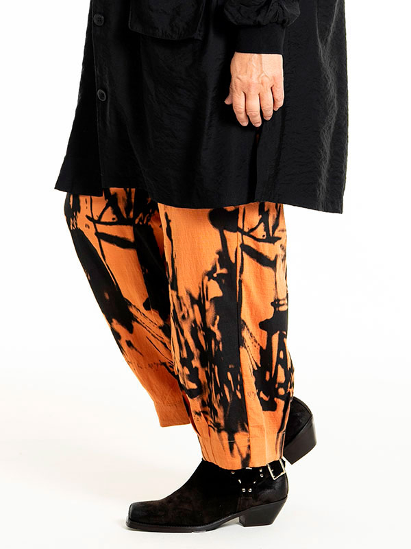 GILA - Plus Size Housut fra Gozzip