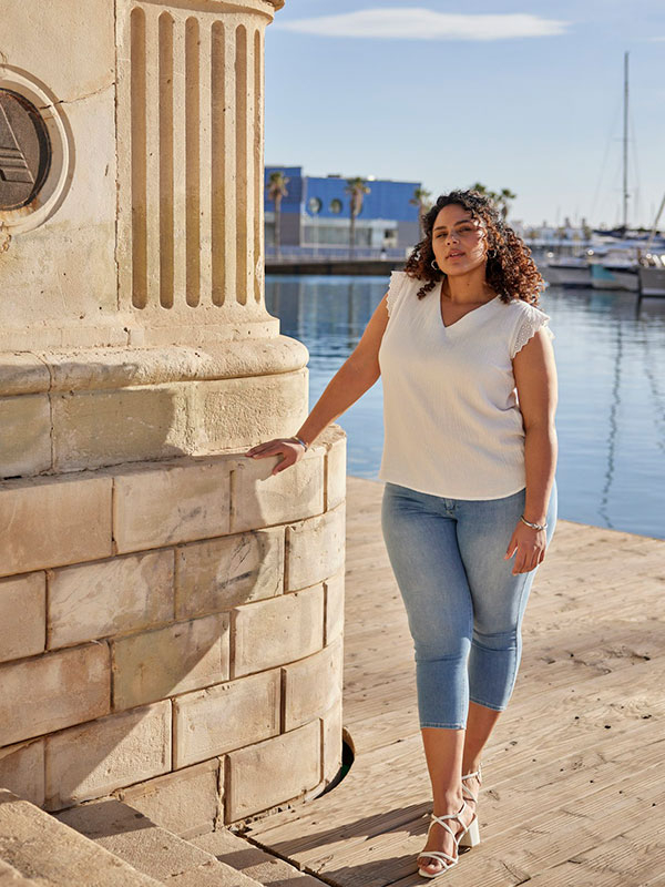 CARTHYRA - Plus Size Pusero fra Only Carmakoma
