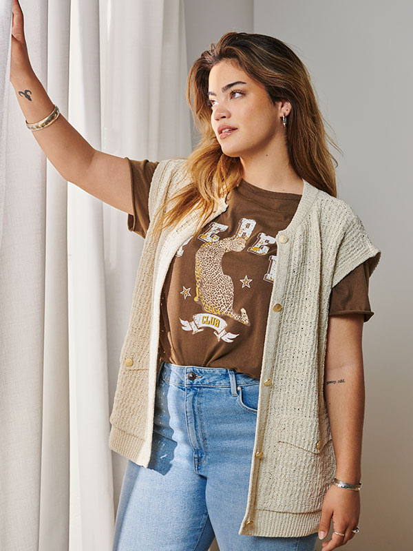 CARMIKO - Plus Size T-paita fra Only Carmakoma