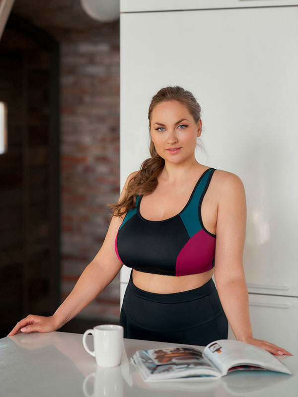 VIVA  - Plus Size Toppi fra Plaisir