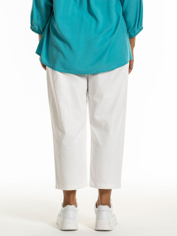 Studio S252834-White