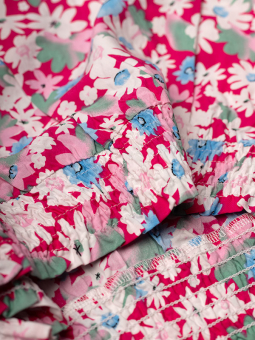 Studio S253833-Pinkwithwhiteflowers
