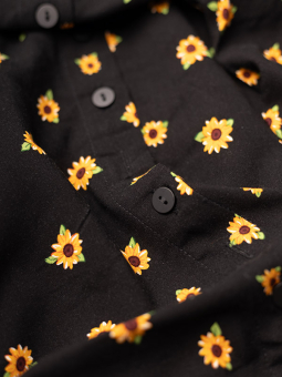 Studio S253856-Blackwithsunflower
