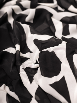 Studio S253862-Blackwithwhitehearts